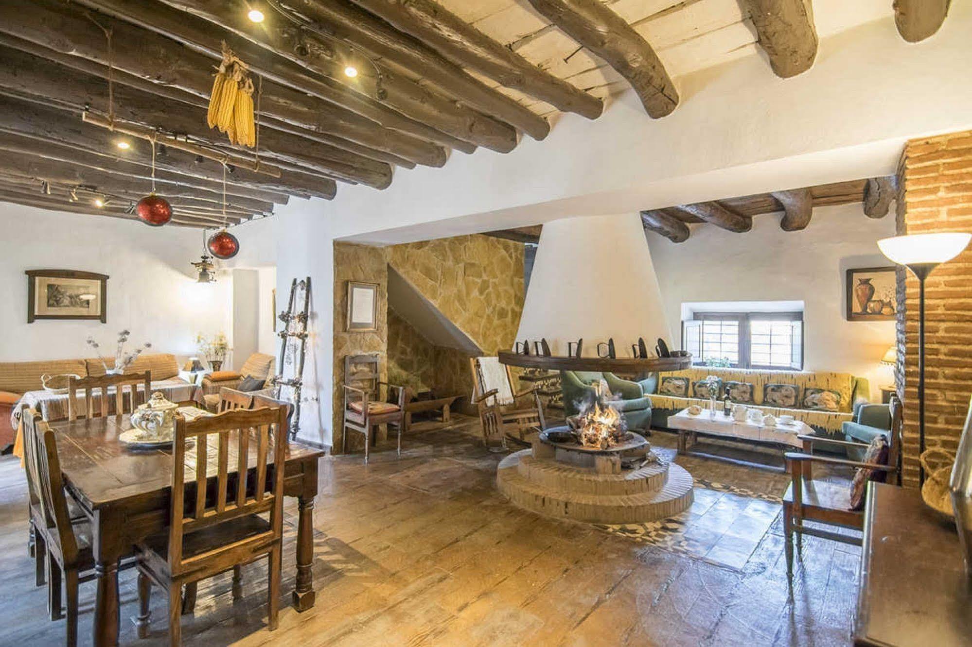 Alojamiento Rural El Cortijuelo Hotel Illora Eksteriør billede